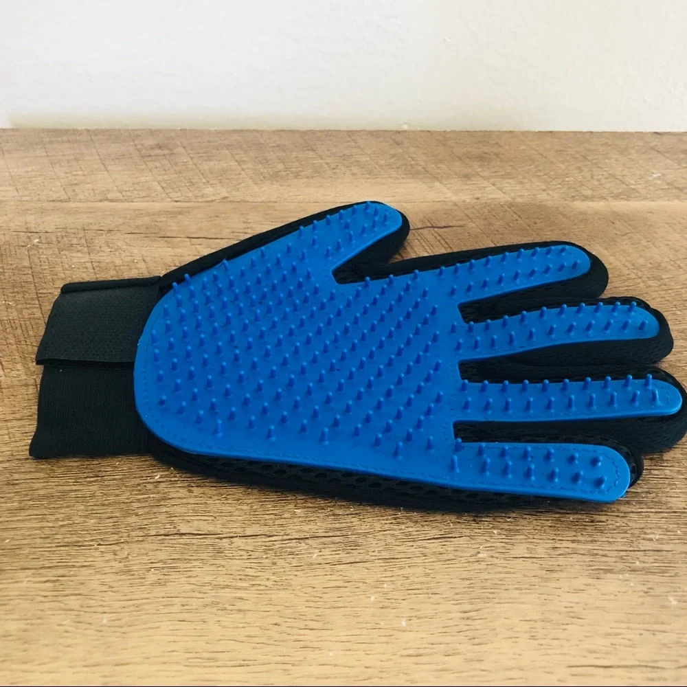 🐕🐈Grooming Glove for Dogs or Cats